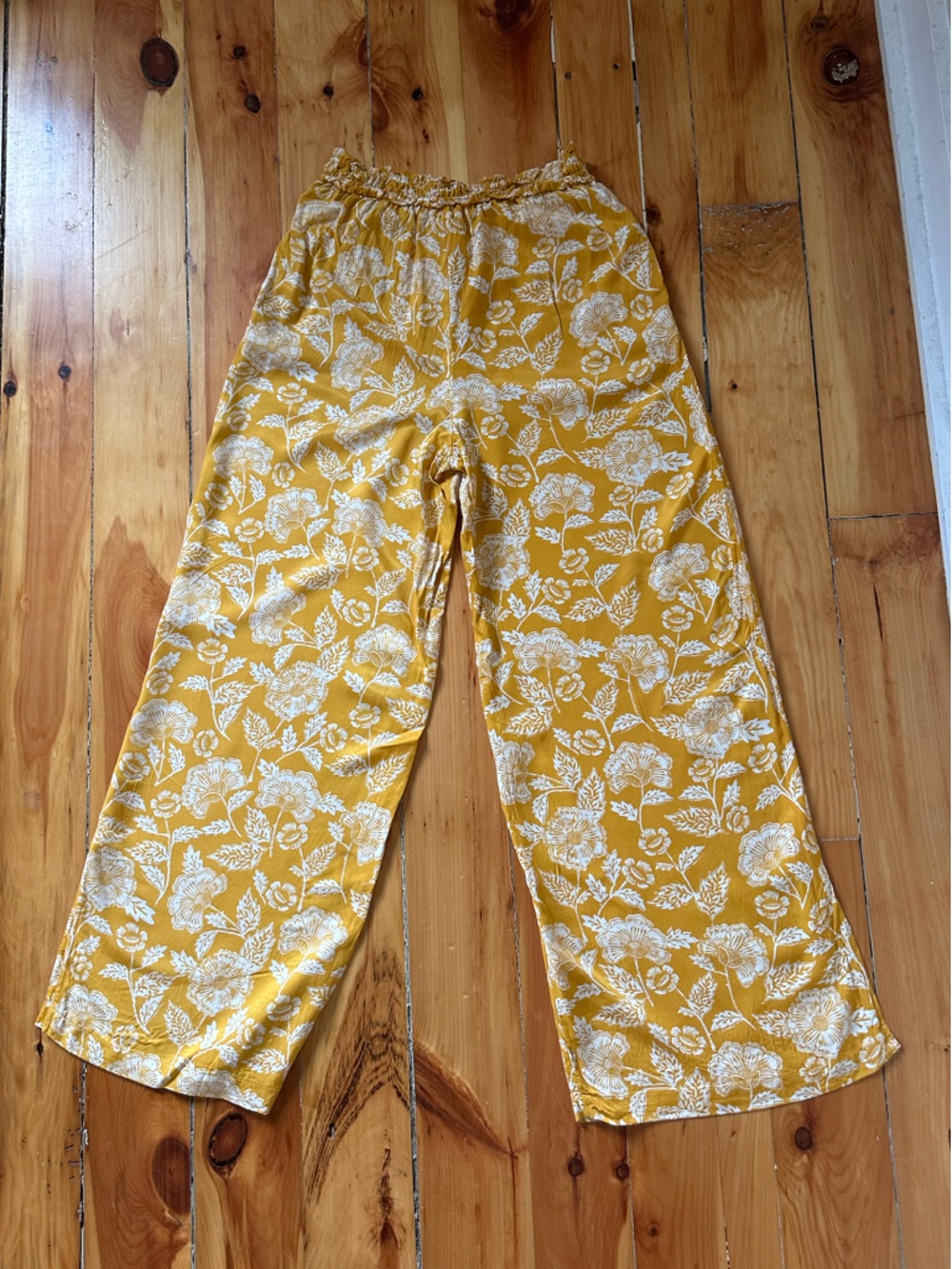 Anthropologie Silky Floral Pants - XS Tall - Picture 2 of 7